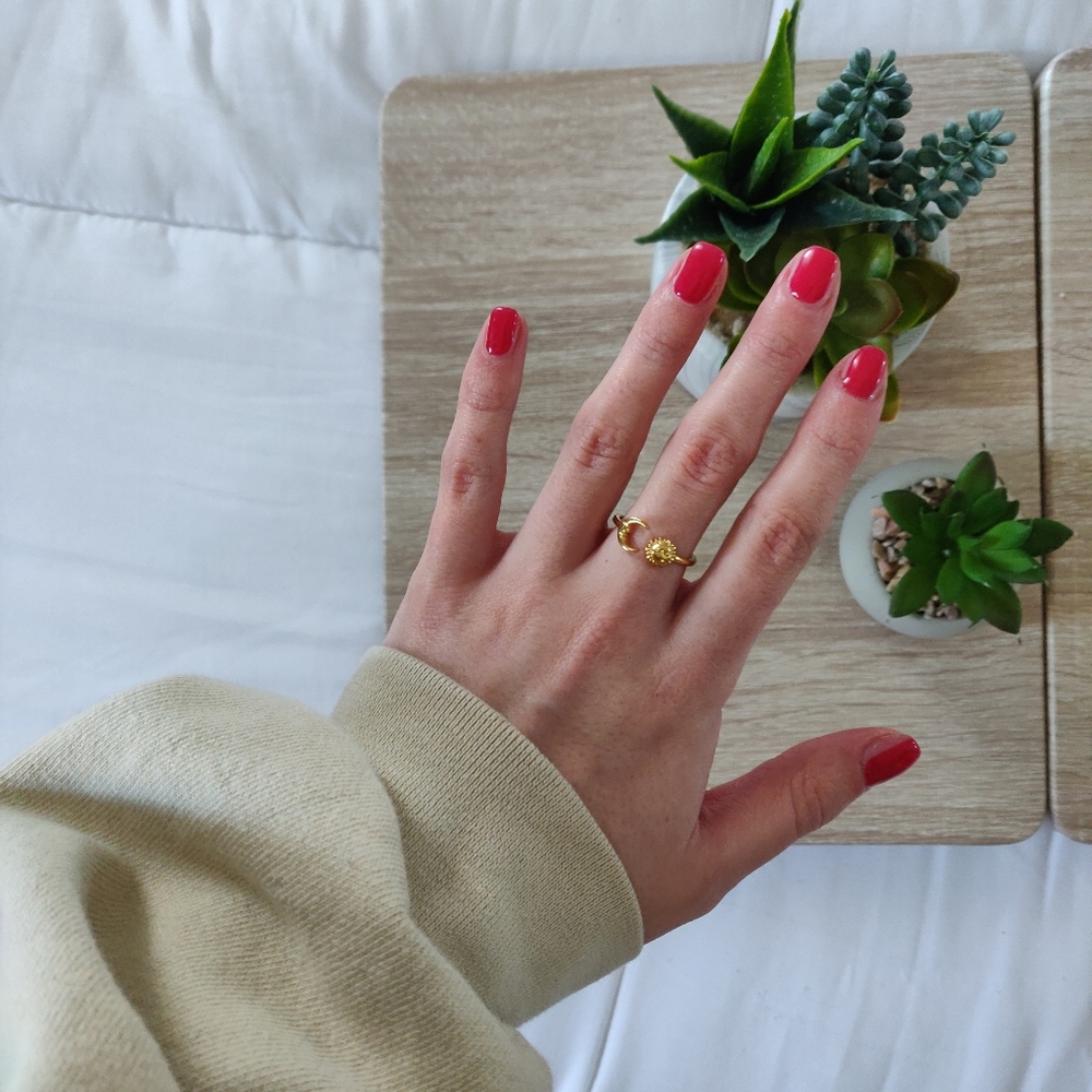 4/$25 CELESTIAL RINGS - Picture 2 of 4